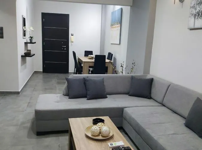 Felou's House 1 Апартаменты