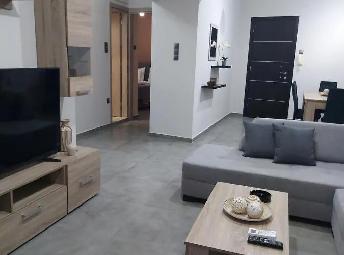 Felou's House 1 Апартаменты *